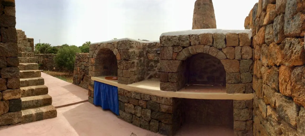 Villa Il dammuso di Giorgia Pantelleria 0*,